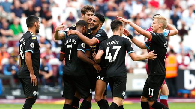 国足新主帅引发热议