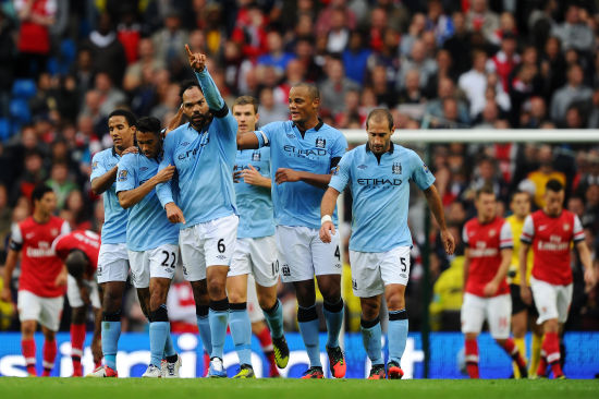 字母哥谈七连败：任何人不该只打着自己的小算盘，必须专注赢球