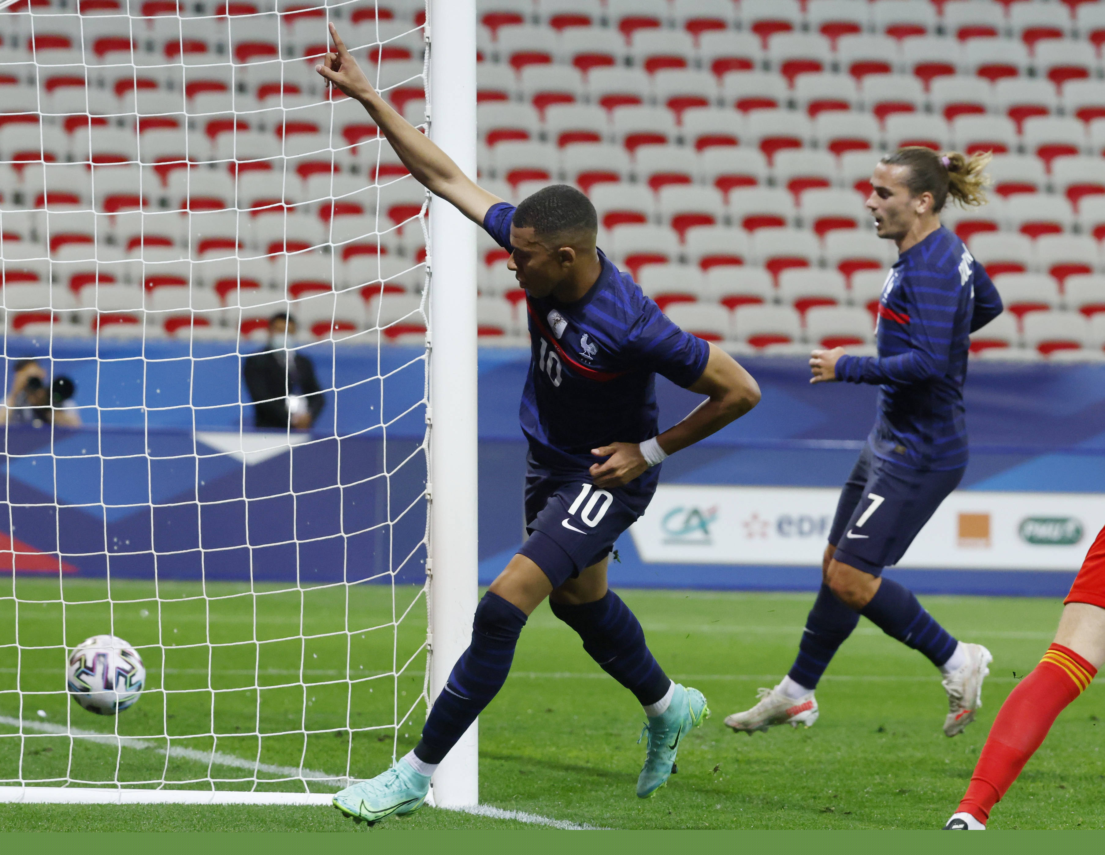 这三分干拔太丝滑了