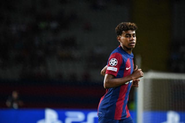 足球报：上海嘉定汇龙将迁至宁波，新赛季目标仍是中甲保级