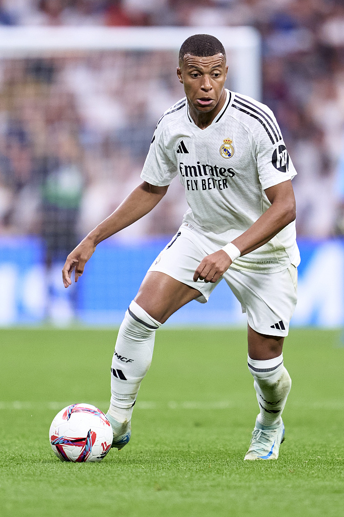 不只“空降”齐达内，腾讯还在“传奇现场”带来了新惊喜