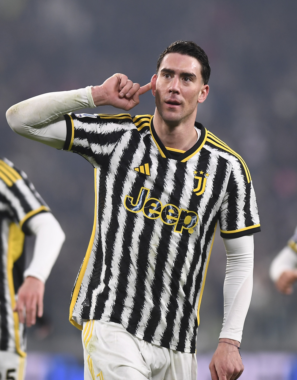 尼昂：在米兰时米哈就像我的父亲；巴洛特利需要信任他的教练